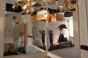 Зеркало настенное небьющееся без подсветки 75х50 сантиметров - fgospostavki.ru - Апрелевка