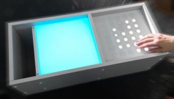 Интерактивный стол «Малыш», совмещенный со столом для рисования песком и с кармашком для песка - fgospostavki.ru - Апрелевка